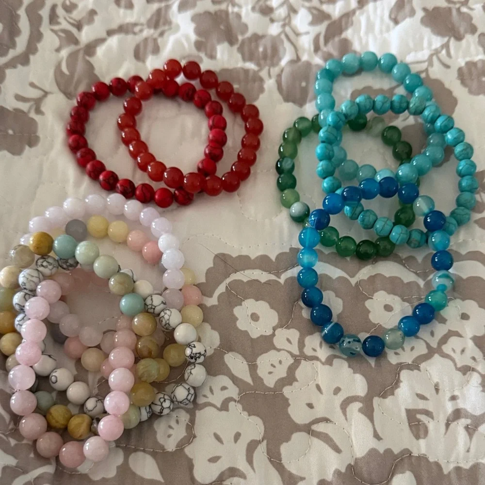 Source Unknown Colorful Beaded Bracelet Collection - Picture 1 of 2